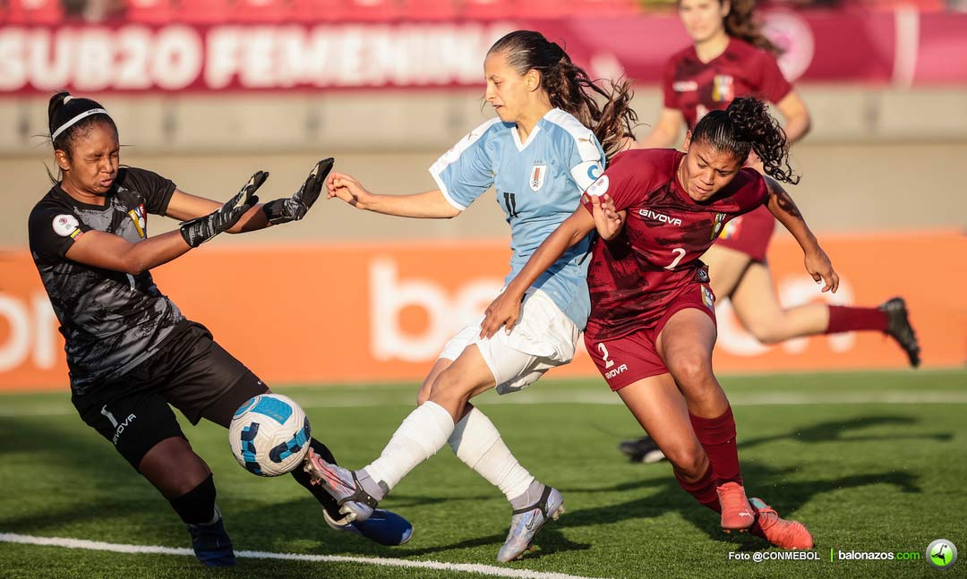 Fútbol femenino: Uruguay cayó 2-0 con Brasil en su debut en el Sudamericano  sub-20