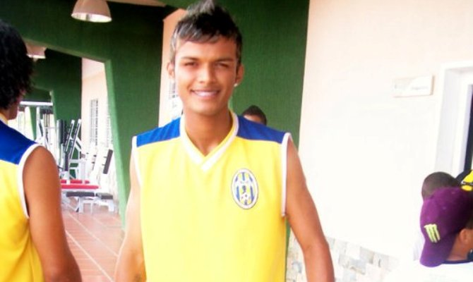 j ruiz 01