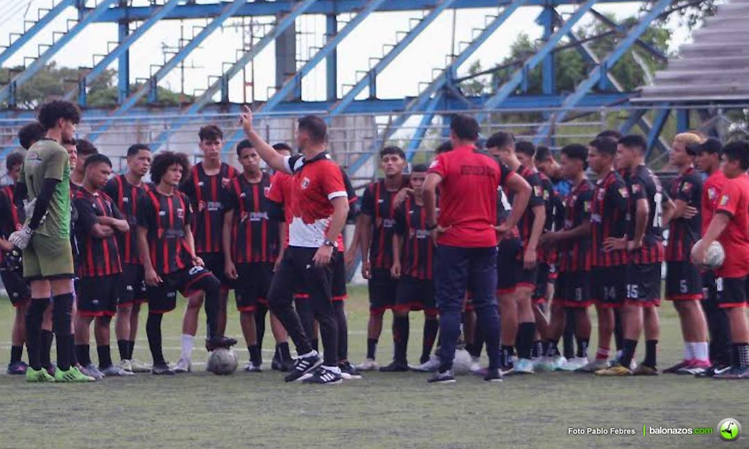 Cuerpo técnico Atlético La Cruz
