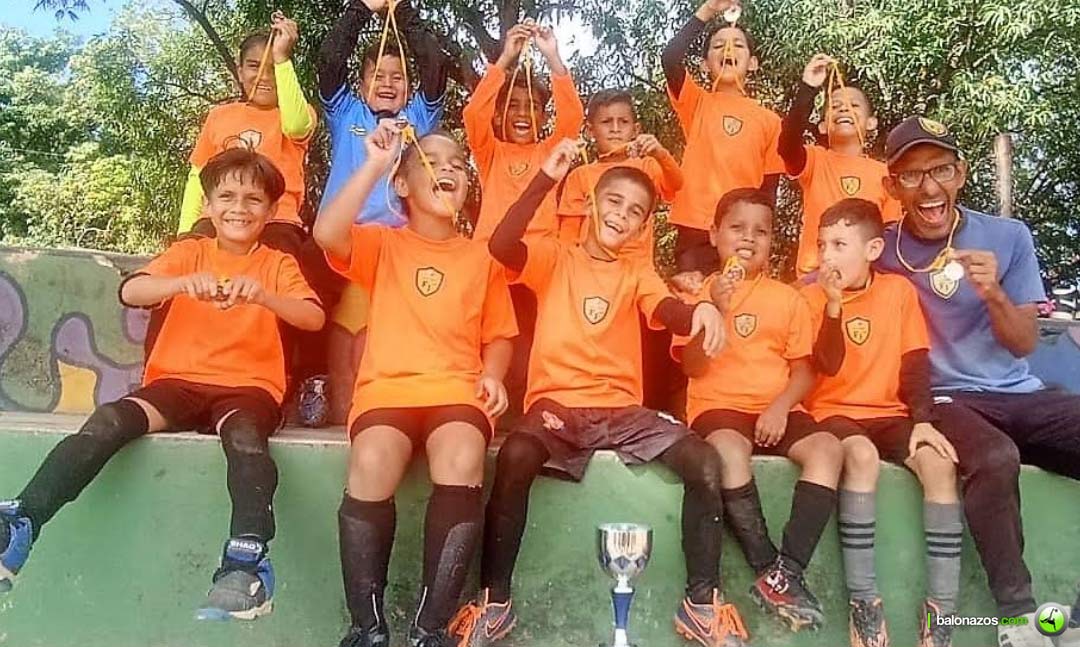 La Academia Agüero FJ