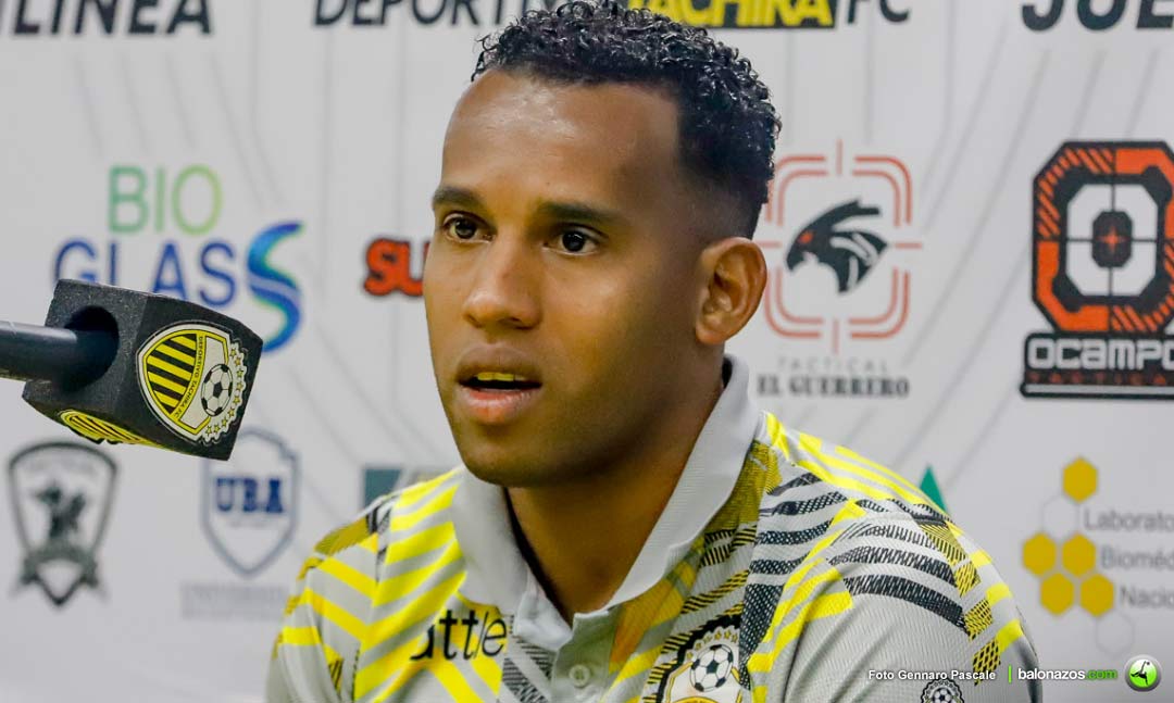 Diomar Diaz Volante del Dvo Táchira