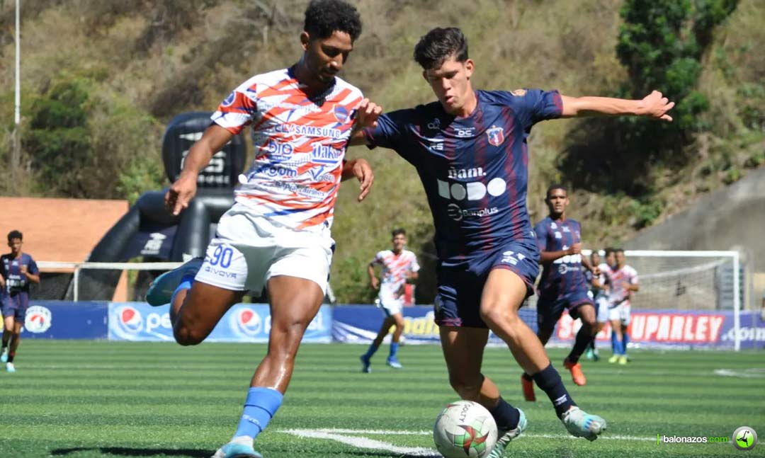 Monagas SC visita a la Academia Puerto Cabello.