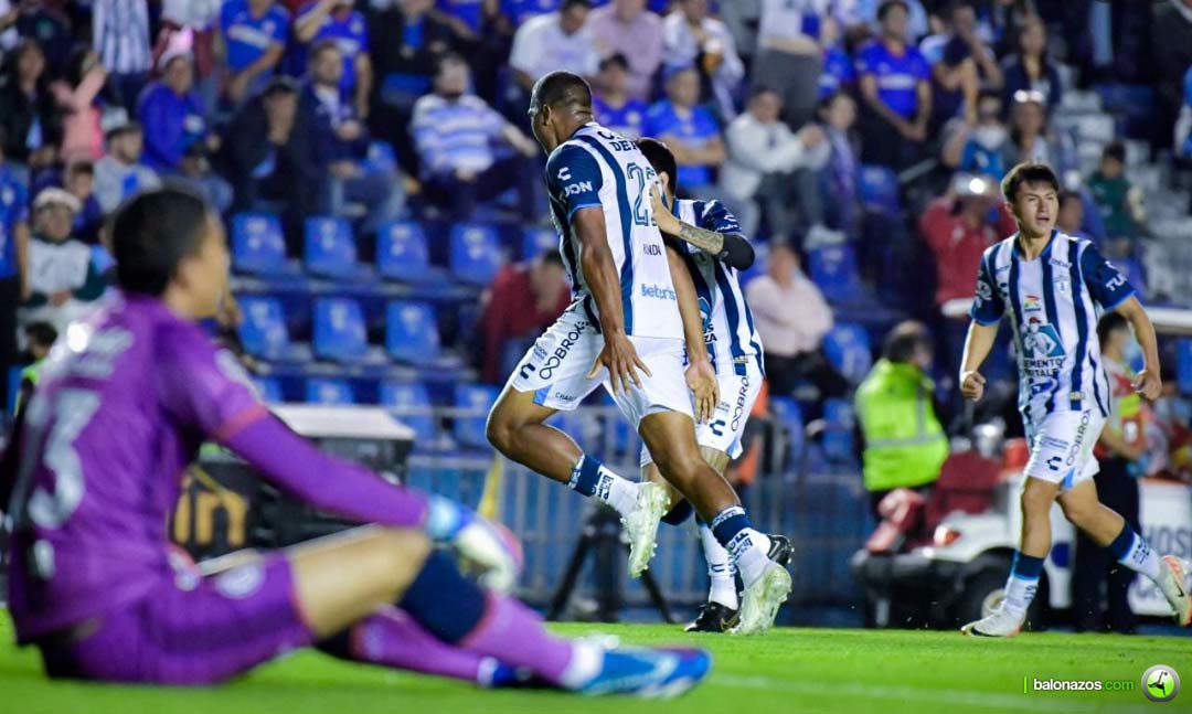 El goleador venezolano Salomón Rondón