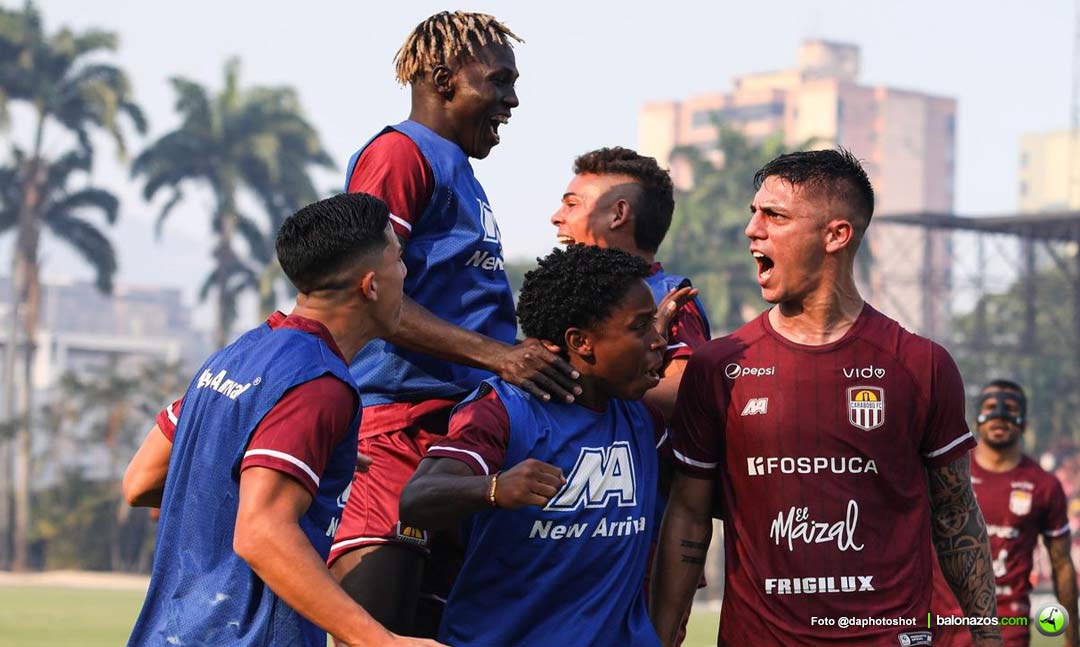 Carabobo FC venció 2-1 a Angostura FC