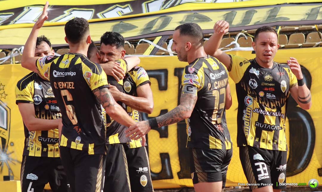 Deportivo Táchira hizo gala de su jerarquía goleando 5-1 a Estudiantes de Mérida.