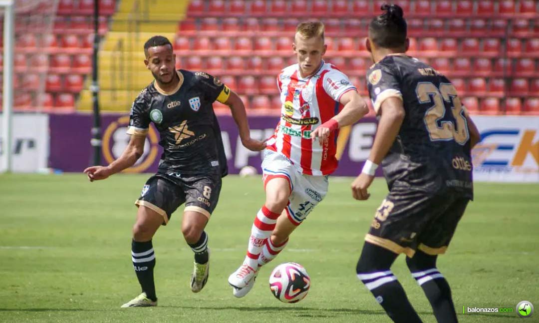 Inter de Barinas liquidó por 2-0 al Estudiantes de Mérida