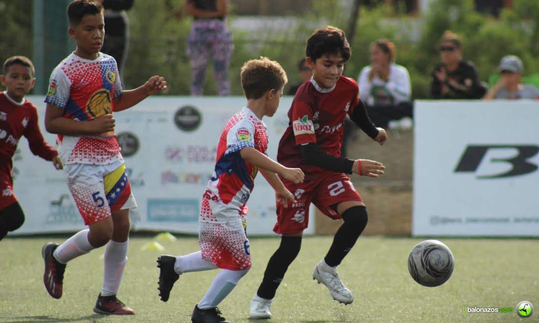 los conjuntos de Ciudad Vinotinto