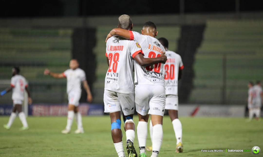 UCV FC y Caracas FC empataron a dos