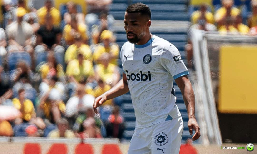 Yangel Herrera fue titular con el Girona