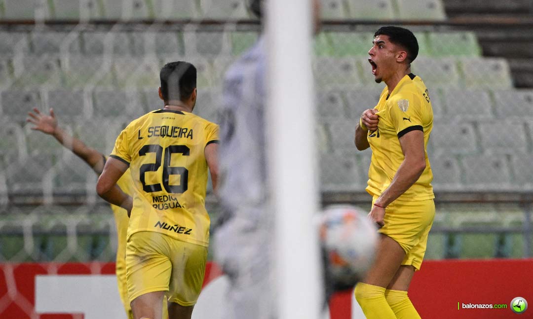 El CA Peñarol propinó una nueva derrota al Caracas FC