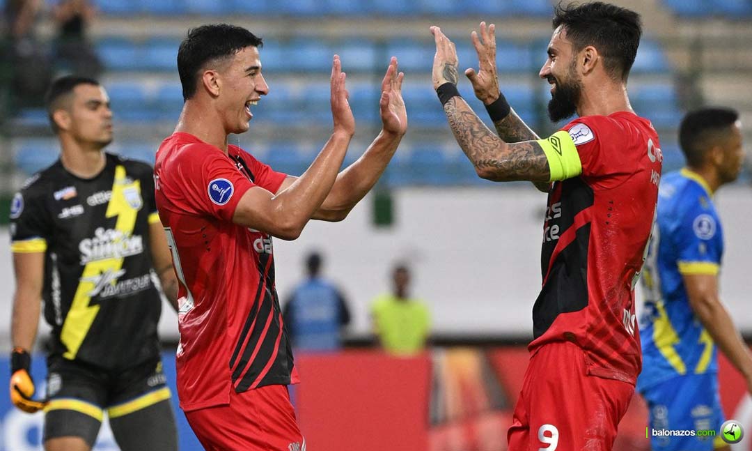 Athletico Paranaense venció de nuevo por goleada al Deportivo Rayo Zuliano