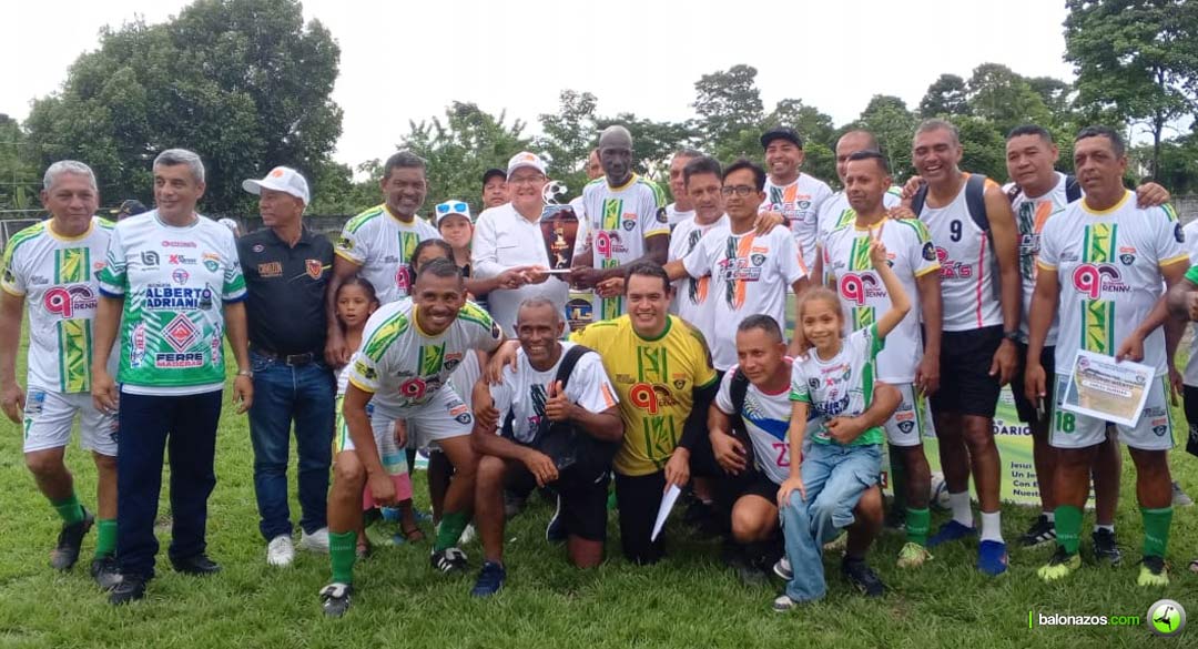 Las Glorias de El Vigía FC