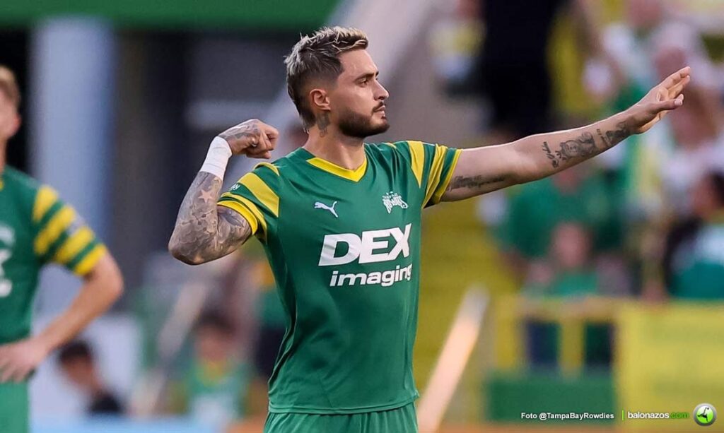 Luis «El Teacher» Cárdenas.- Seis futbolistas disputaron la jornada 24 ...