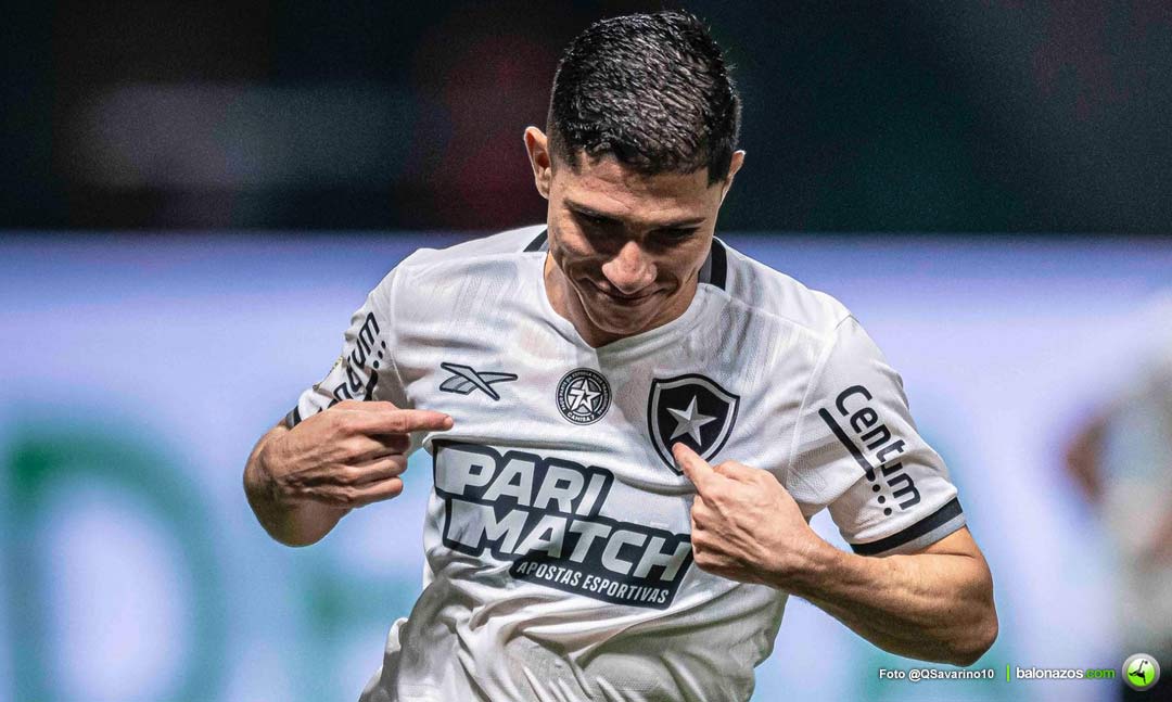 Jefferson Savarino fue figura con Botafogo