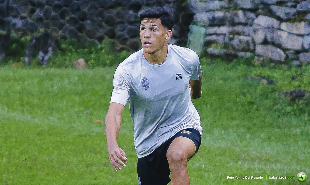 El lateral Genderson Ascanio 