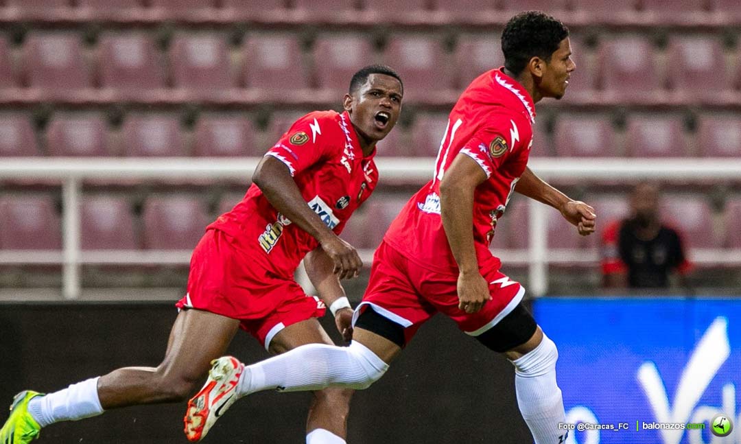 Caracas logró su primera victoria de local