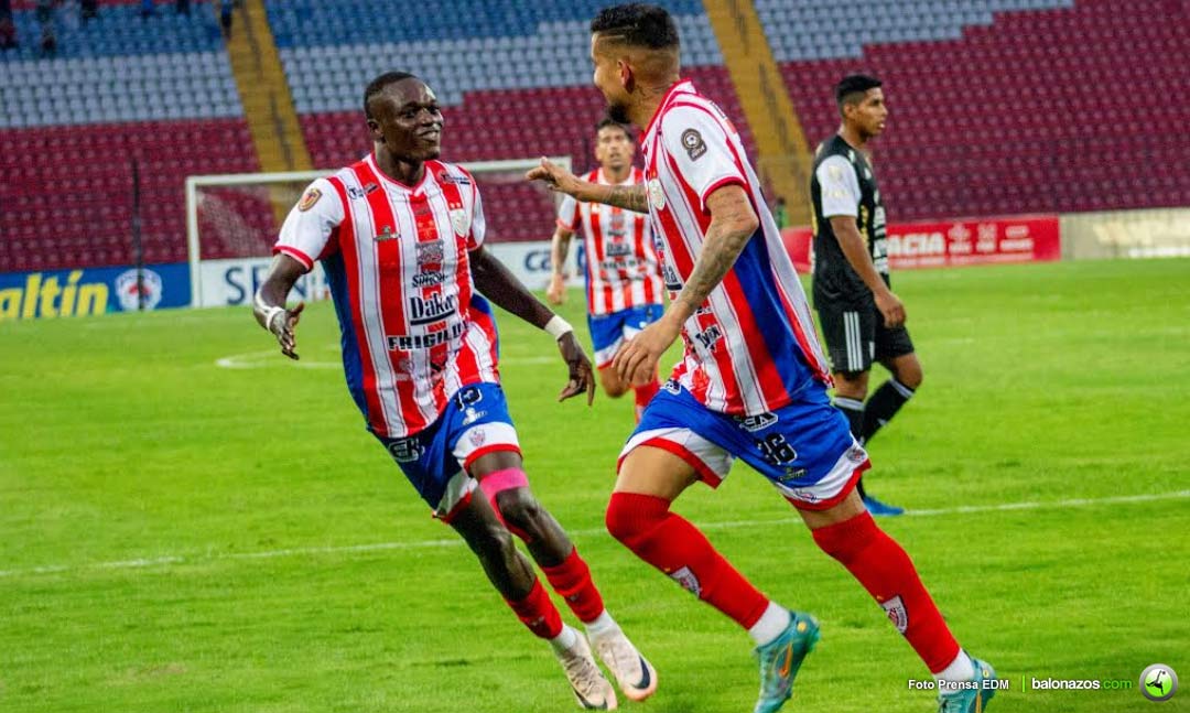 Estudiantes ganó con gol de Joel Infante