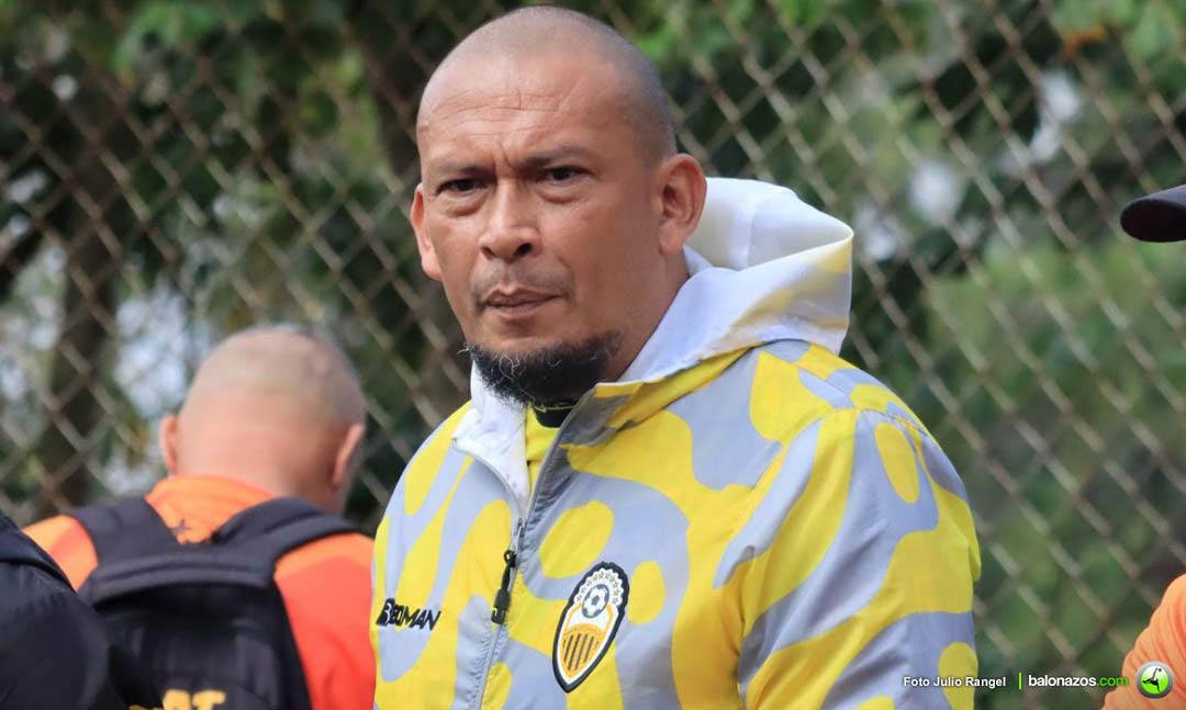 Ezequiel Moreno DT del Deportivo Táchira Femenino