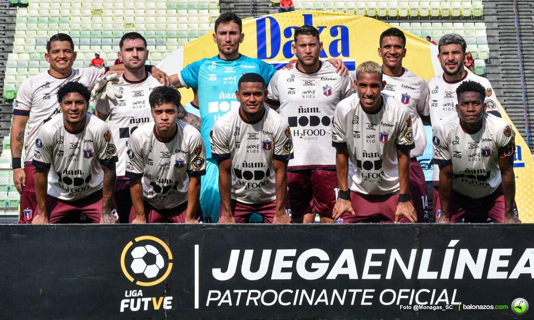 Monagas goleó con 10 jugadores