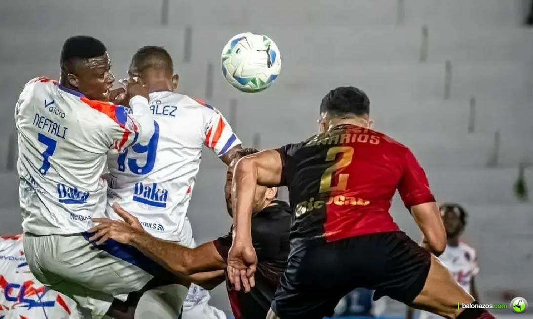 Melgar de Perú derrotó por 1-0 a la Academia