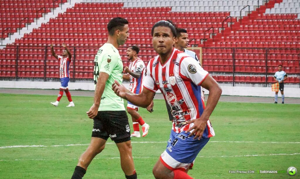 Estudiantes de Mérida se impuso al Zamora FC por 2-1 en el estadio ...