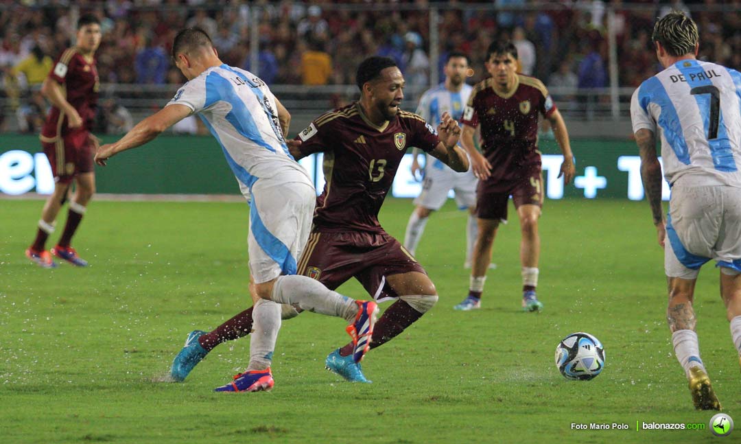 José Martínez y los Vinotintos amonestados