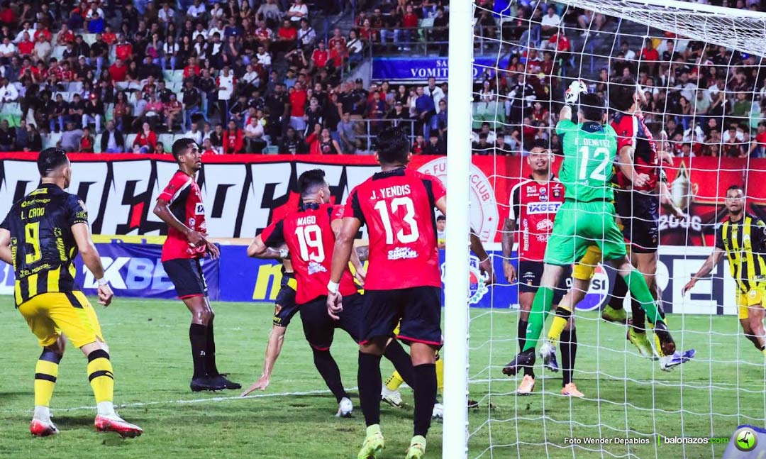 Caracas FC y el Deportivo Táchira