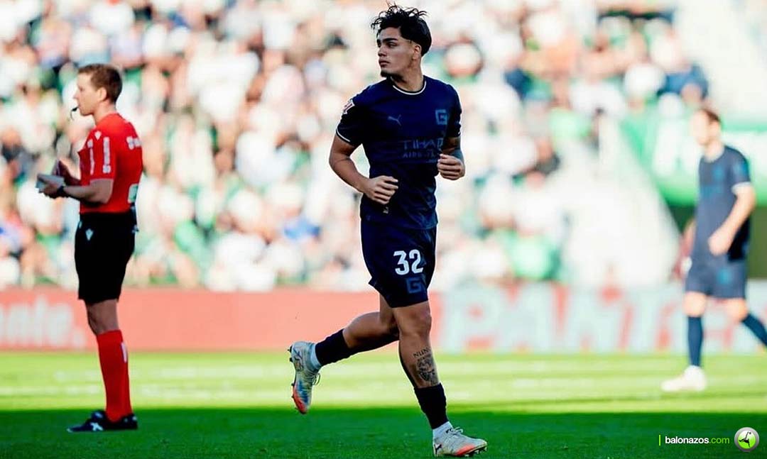 Juan Arango Jr. toca las puertas de la historia