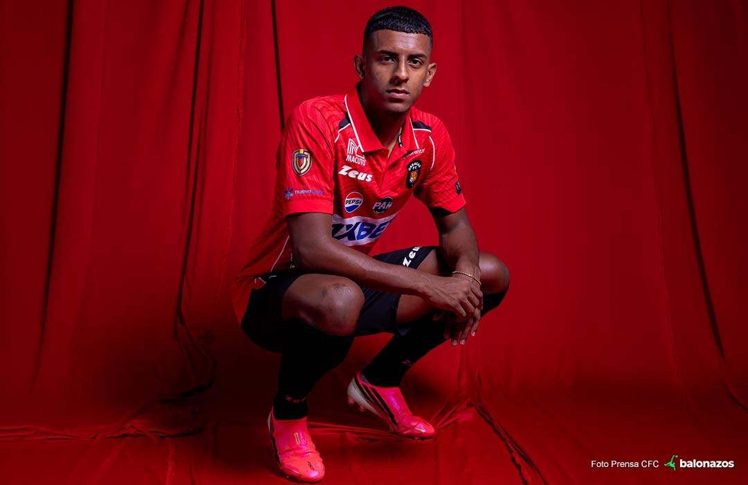 colombiano Alejandro Villarreal