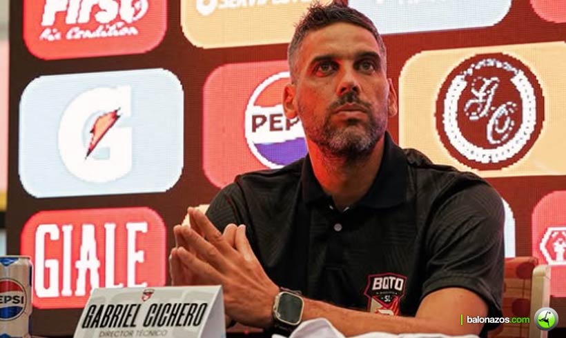Vinotinto Gabriel Cichero