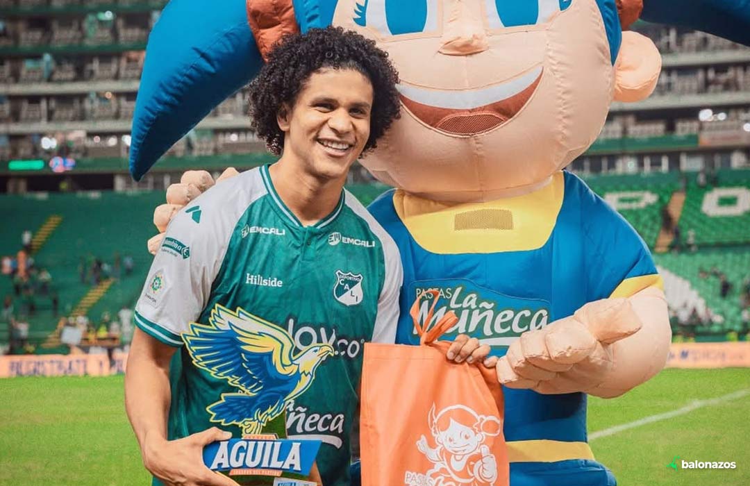 El atacante venezolano Eduard Bello